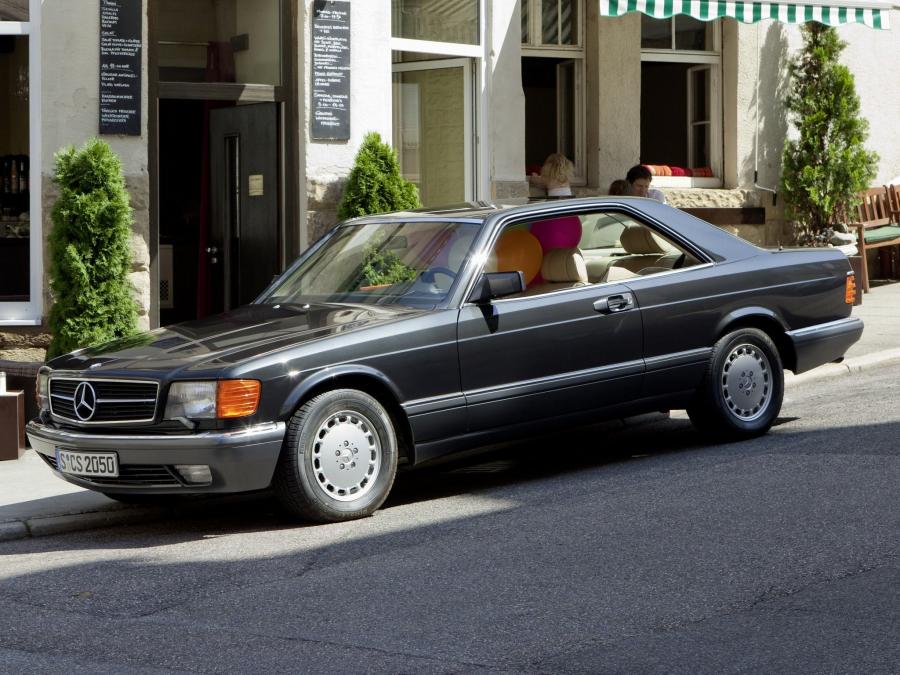  Mercedes-Benz 560 SEC (C126) 1985 года  (фото 23 из 35)